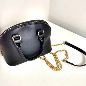 Black Leather Gold Chain Handbag Crossbody Purse